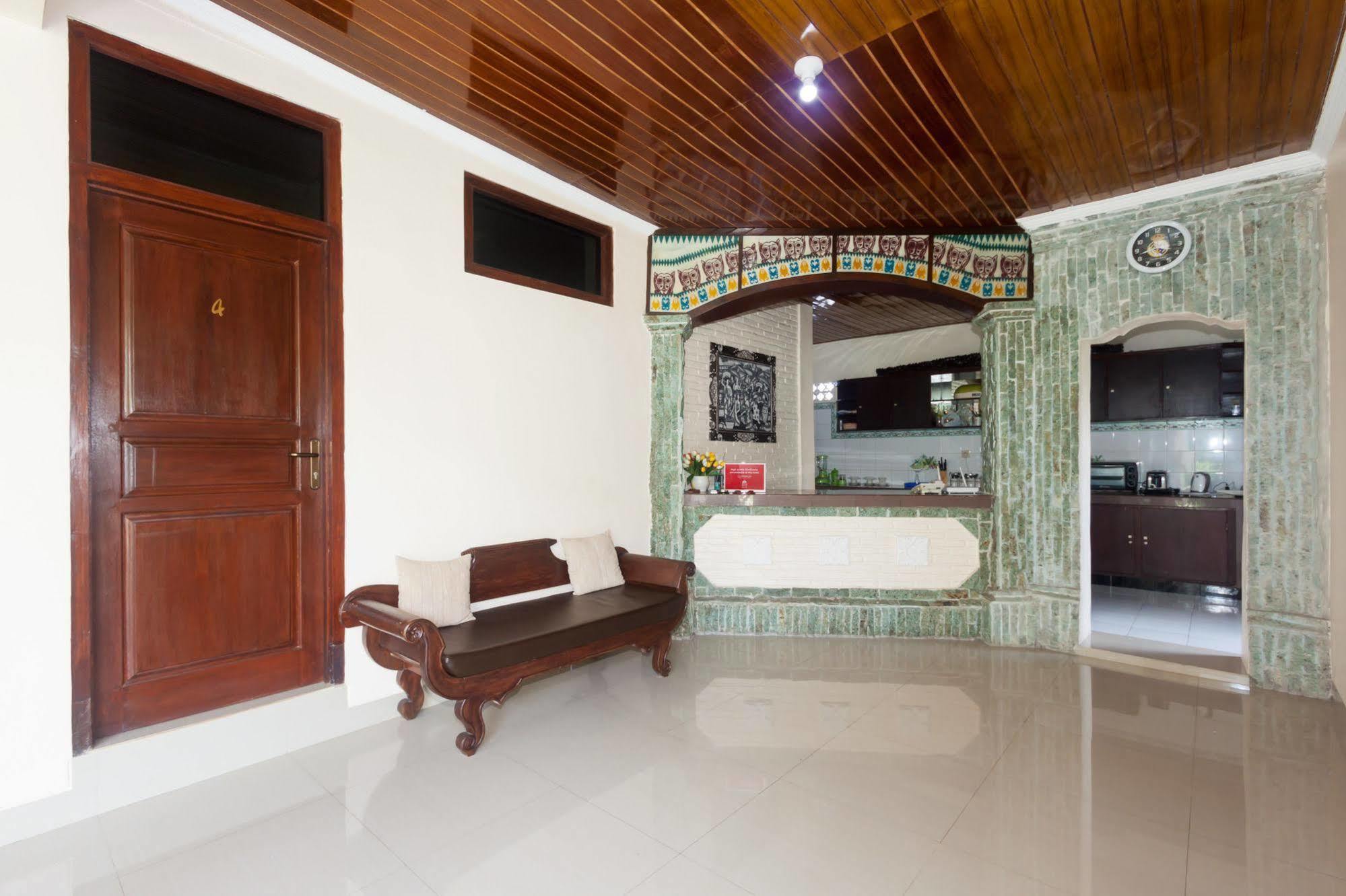 Zen Rooms Sanur Blanjong Sekawaru Dış mekan fotoğraf